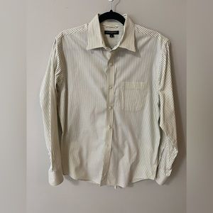 Men’s long sleeve Banana Republic Shirt, Size M.